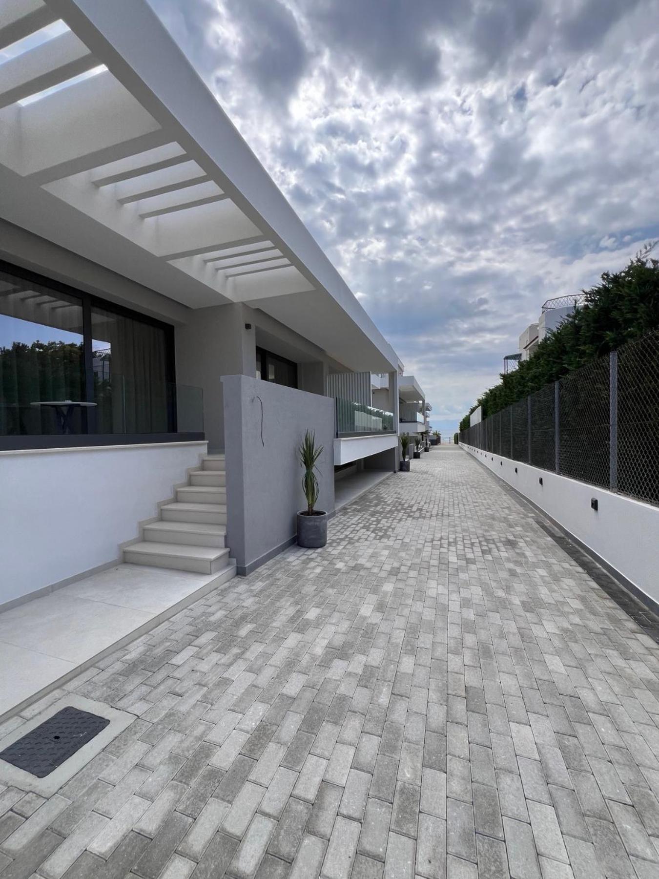 Sealuxe Living Nea Iraklitsa Exterior foto