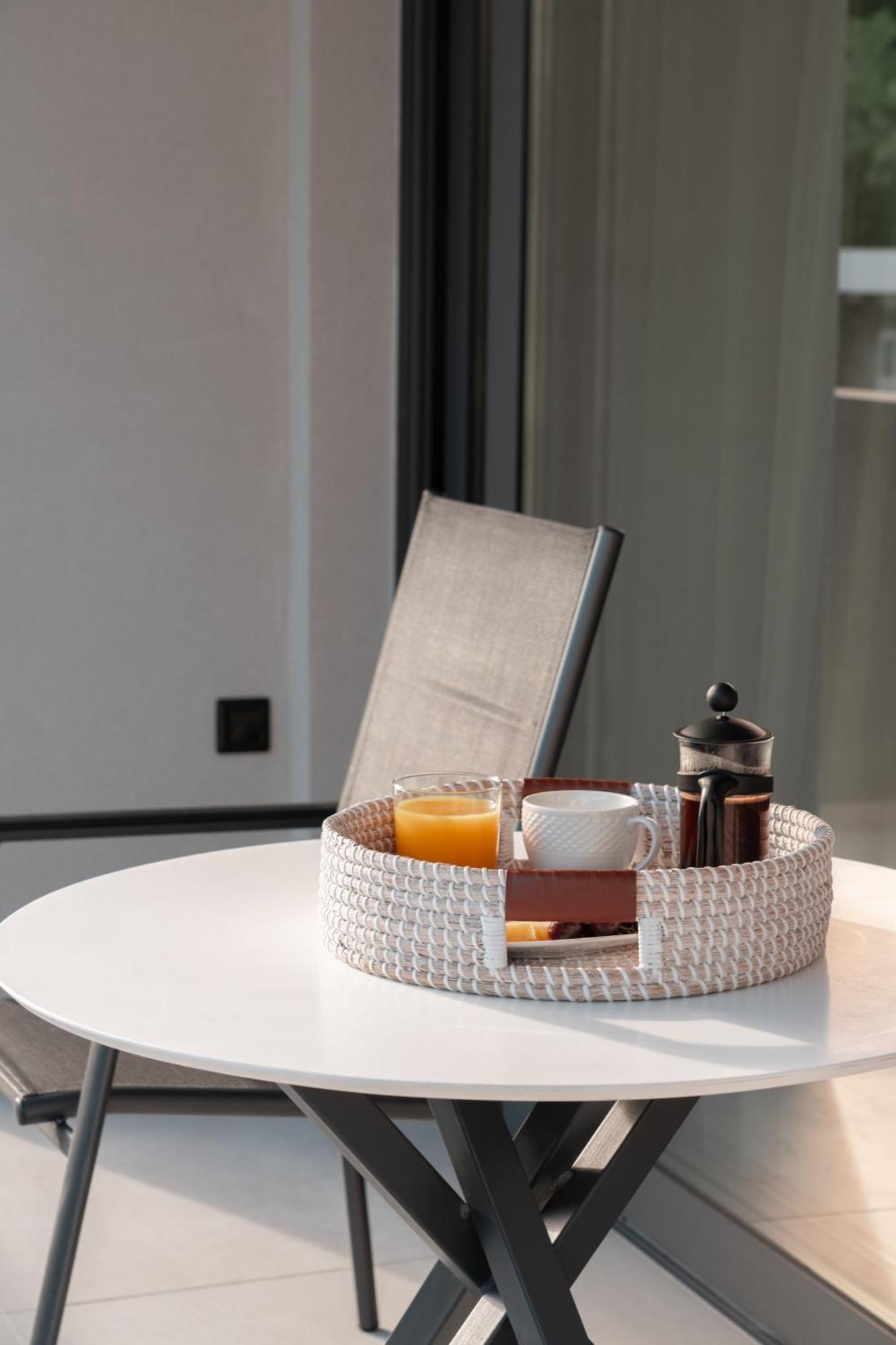 Sealuxe Living Nea Iraklitsa Exterior foto